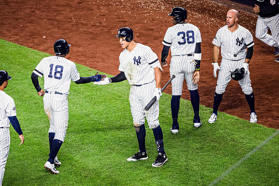 Yankees empieza los playoffs con un cómodo triunfo sobre Twins