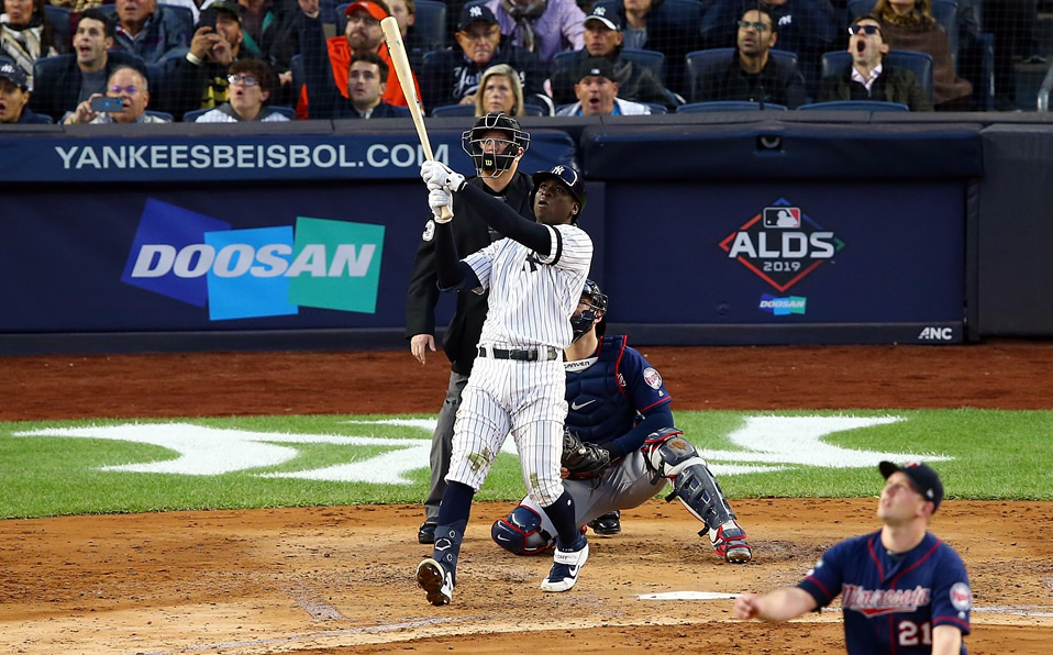 Gregorius pegó el Grand Slam 12 para los Yankees en un juego de postemporada. (Foto: @NYDNSports)