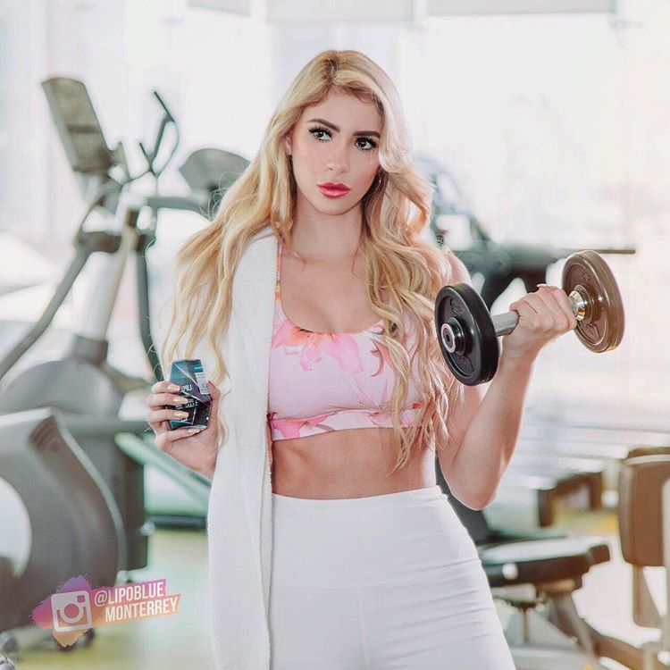 Titulada en psicología, Salas también gusta de la moda y el fitness (ileanaasalas)