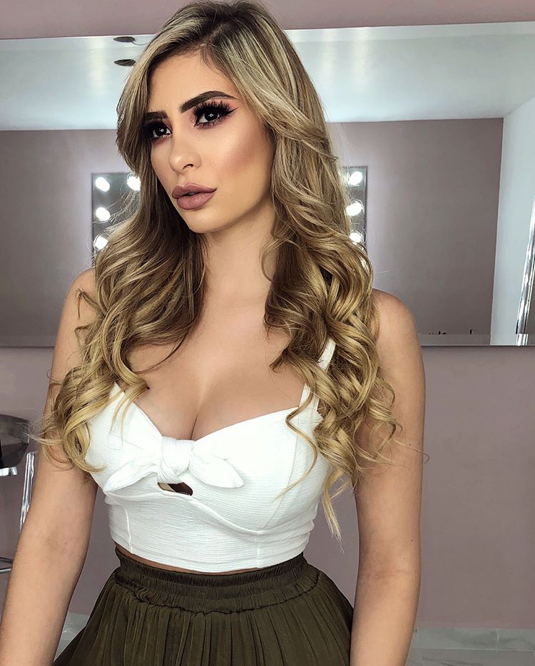 Titulada en psicología, Salas también gusta de la moda y el fitness (ileanaasalas)