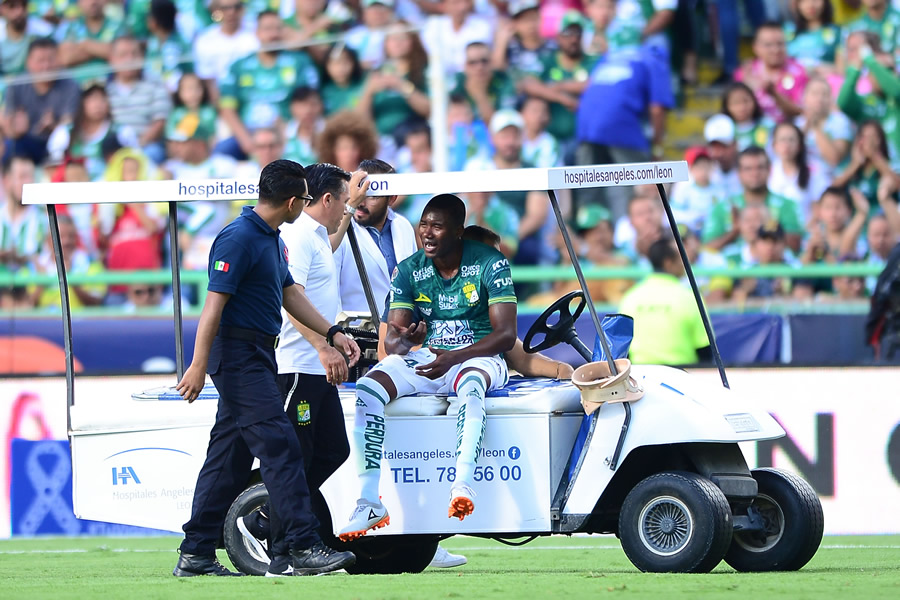 Yairo Moreno salió lesionado al 31. (Fotos: Mexsport e Imago 7)