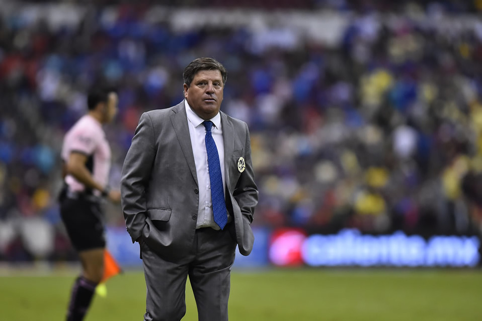 Miguel Herrera podría recibir fuerte sanción por insultos al árbitro (FOTO: Imago7)