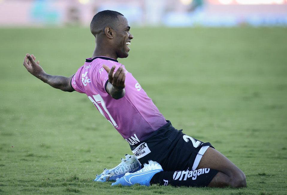 Rolan volvió a anotar pero de poco sirvió (FOTO: Imago7)