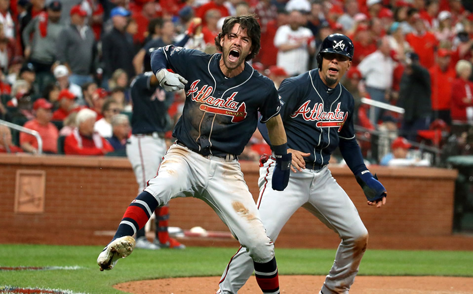 En esta ronda ante San Luis, los Braves han anotado seis carreras en la novena entrada. (Foto: @MLBONFOX)