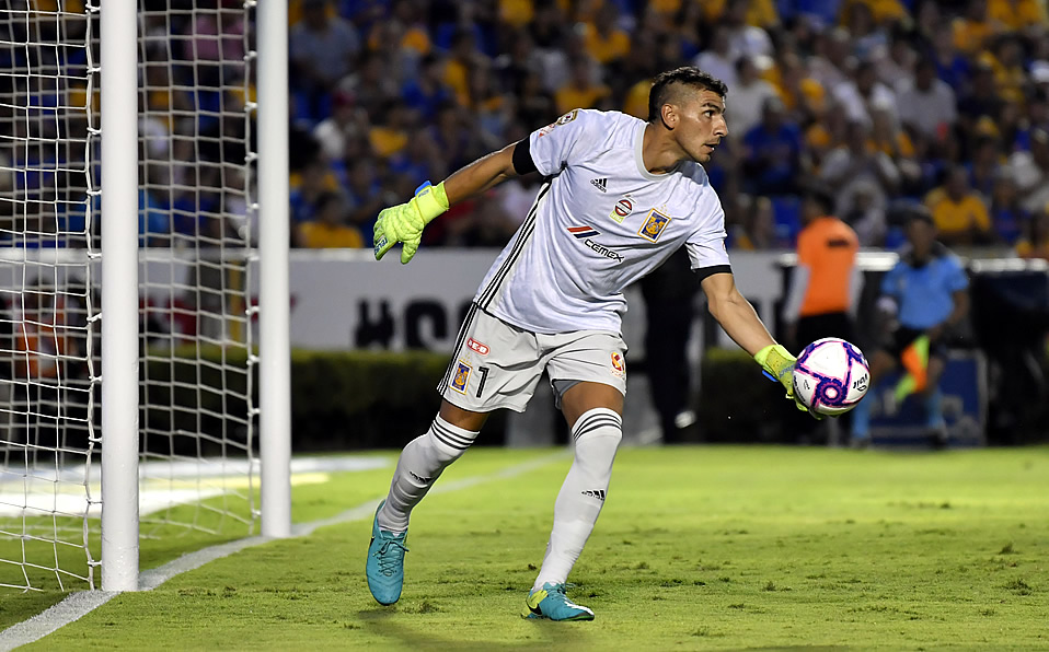 Nahuel Guzmán espera que Tigres siga por el camino del triunfo. (Foto: Imago7)