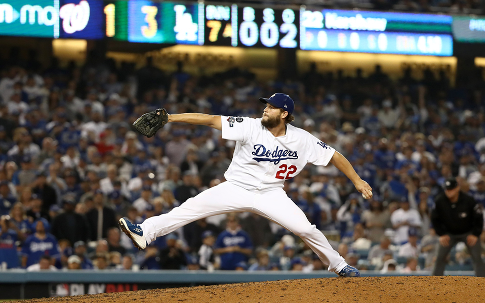 Clayton Kershaw no pudo con la presión (AFP)