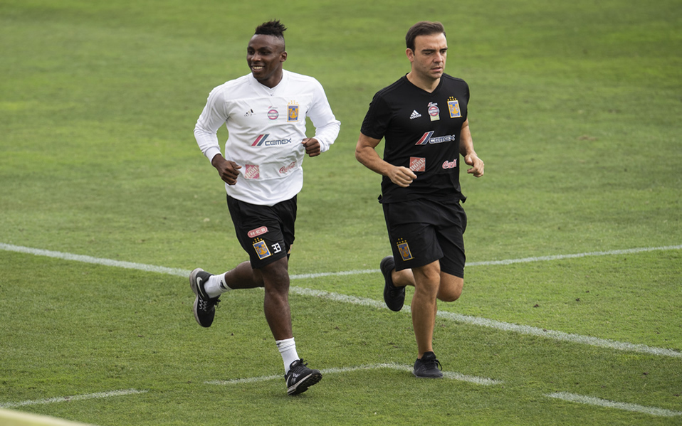 Julián Quiñones vuelve a trotar (MEXSPORT)
