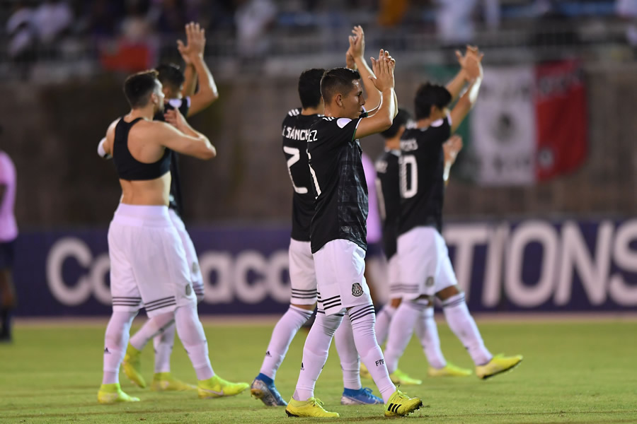 Los seleccionados agradecieron el apoyo recibido. (Foto: Mexsport)