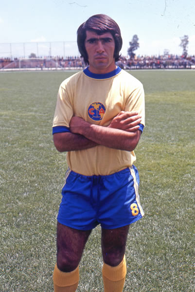 Carlos Reinoso marcó una época con los cremas en los años setentas; logró dos campeonatos de Liga 1970/71 y 1975/76. FOTO: Mexsport.