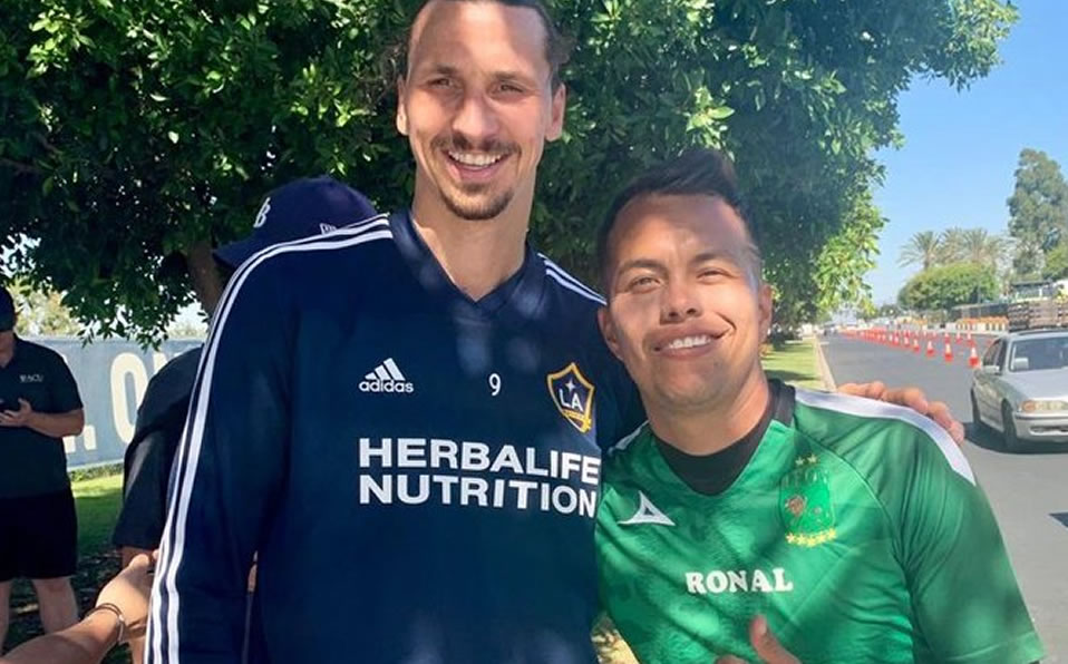León presumió del gran 'intercambio'. (clubleón)