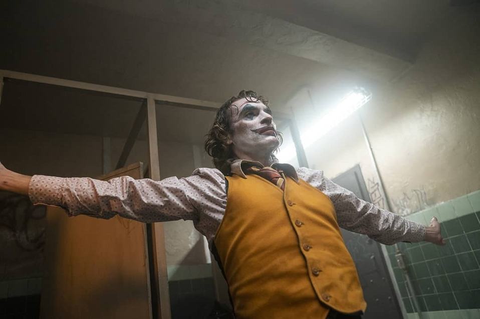 Una imagen dice más que mil palabras, por eso aquí las fotos alucinantes de Joaquin Phoenix como Joker. (Warner Bros.)