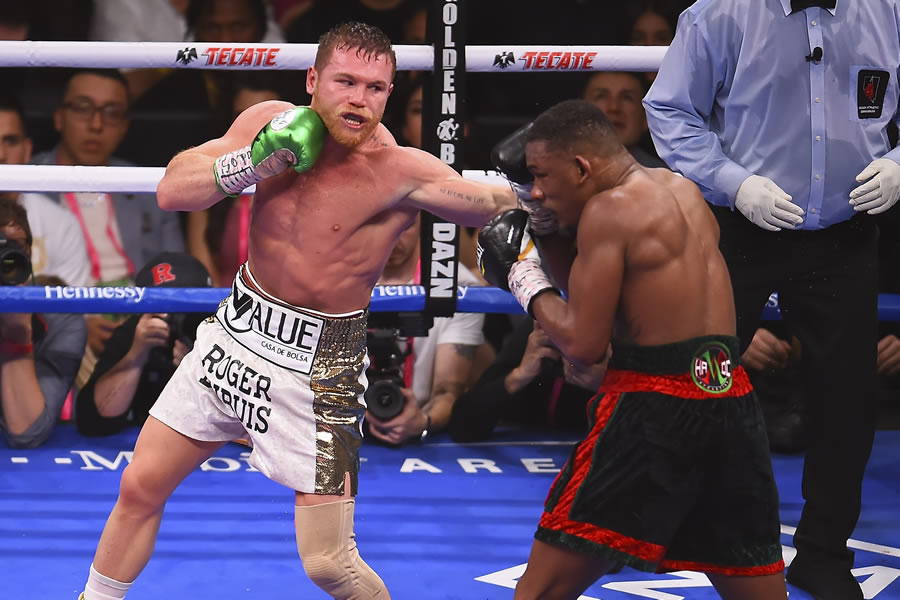 El Canelo ya se alista para enfrentar a Sergey Kovalev en el próximo mes de noviembre. Foto: Mexsport.
