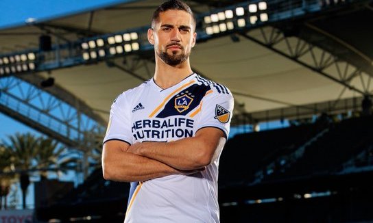 17. Sebastian Lletget, consentido por los hinchas del LA Galaxy (Twitter @SLletget)