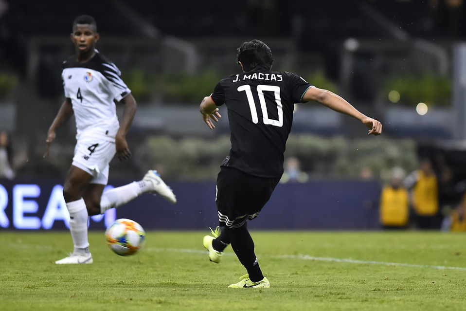 Los goles y actuaciones del delantero, tanto con León como con la Selección, hacen soñar al DT nacional con 9 poderoso (FOTO: Imago7)