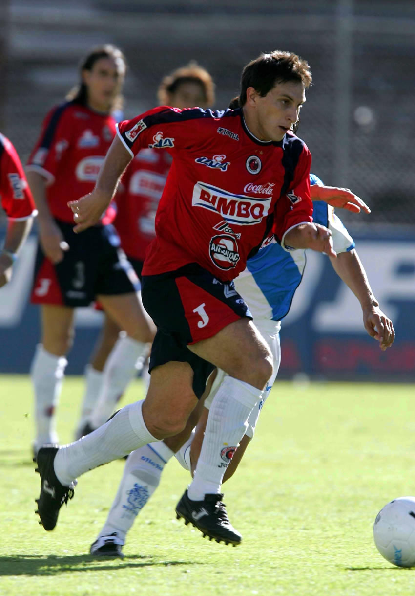 El Chaco Giménez también formó parte de este equipazo. Foto: Mexsport