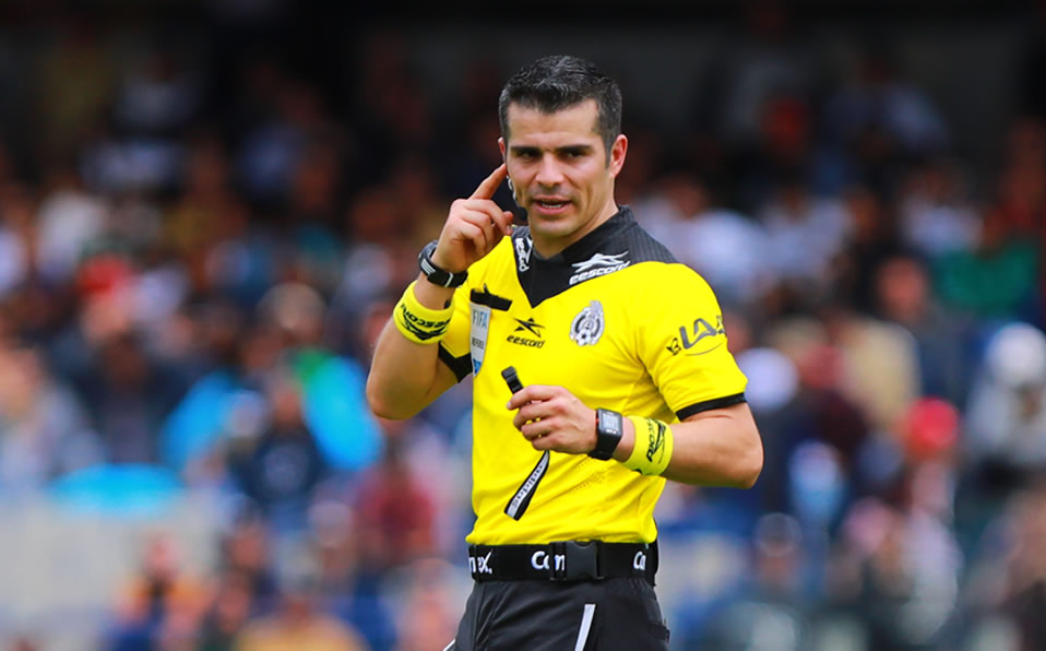 Fernando Hernández será el central que lleve el partido. (Imago 7)