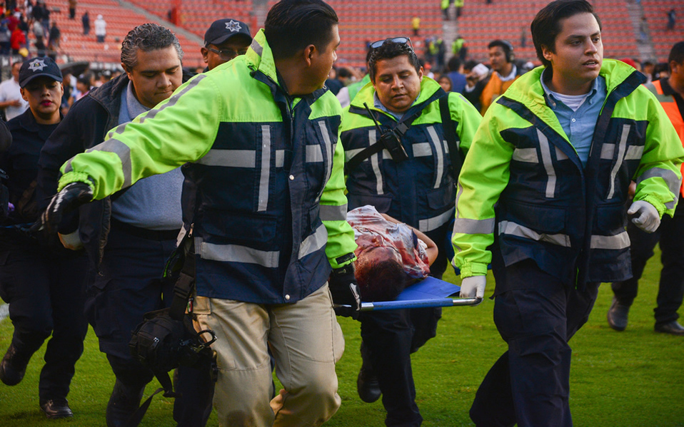 Algunos necesitaron atención mayor por parte de las autoridades (Foto: MEXSPORT)