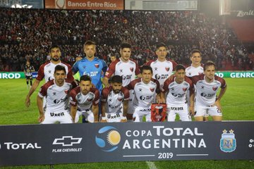 30. Colón de Santa Fe - Argentina 24 MDE (Twitter @Copa_Argentina)
