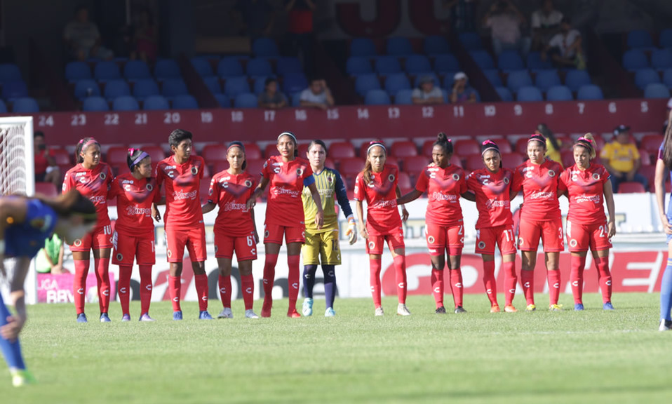 Las futbolistas del Tiburón levantaron la voz este lunes ante la crisis y la falta de pagos por parte de Fidel Kuri (FOTO: Imago7)