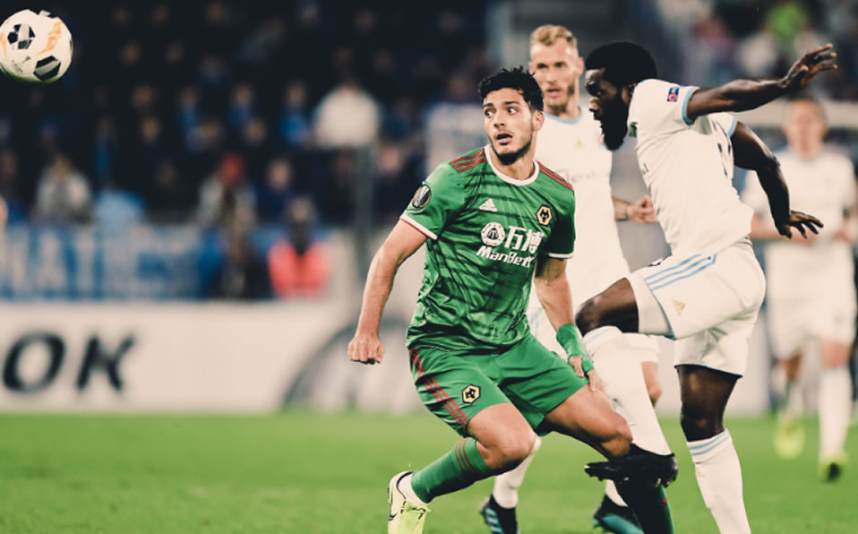 El mexicano está onfire. (Wolves)