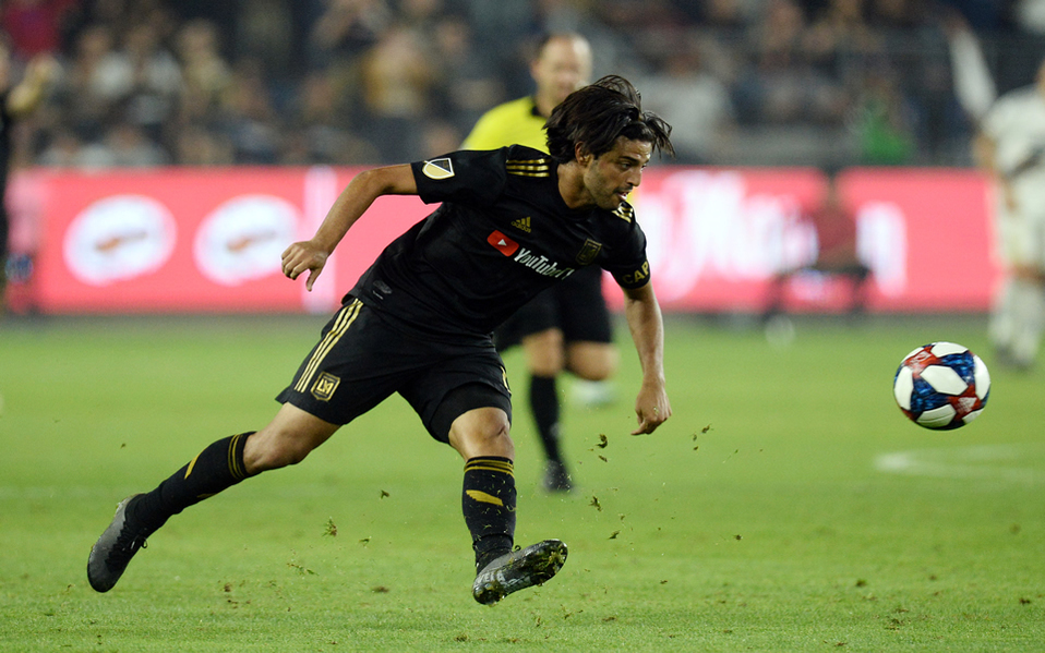 Carlos Vela atrajo la atención de los medios españoles (Reuters)
