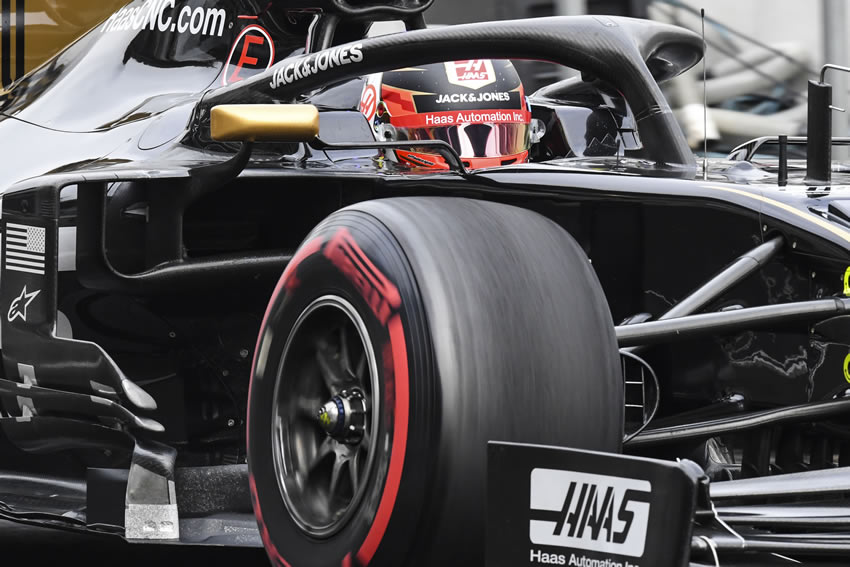 Kevin Magnussen probando sus neumáticos. Foto: AFP
