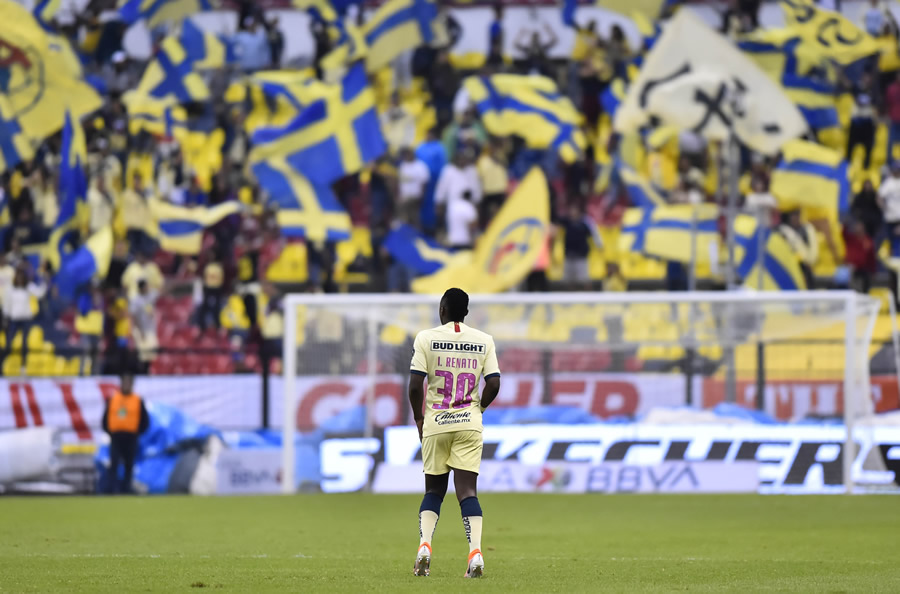 El color en las tribunas del Estadio Azteca. (Foto: Imago 7)