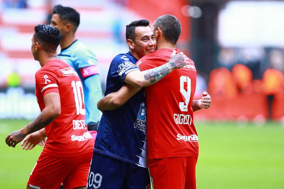 Rubens y el Puma también se saludaron (FOTO: IMago7)