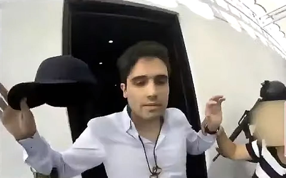 Así fue la detención del Ovidio en su casa. (Sedena)