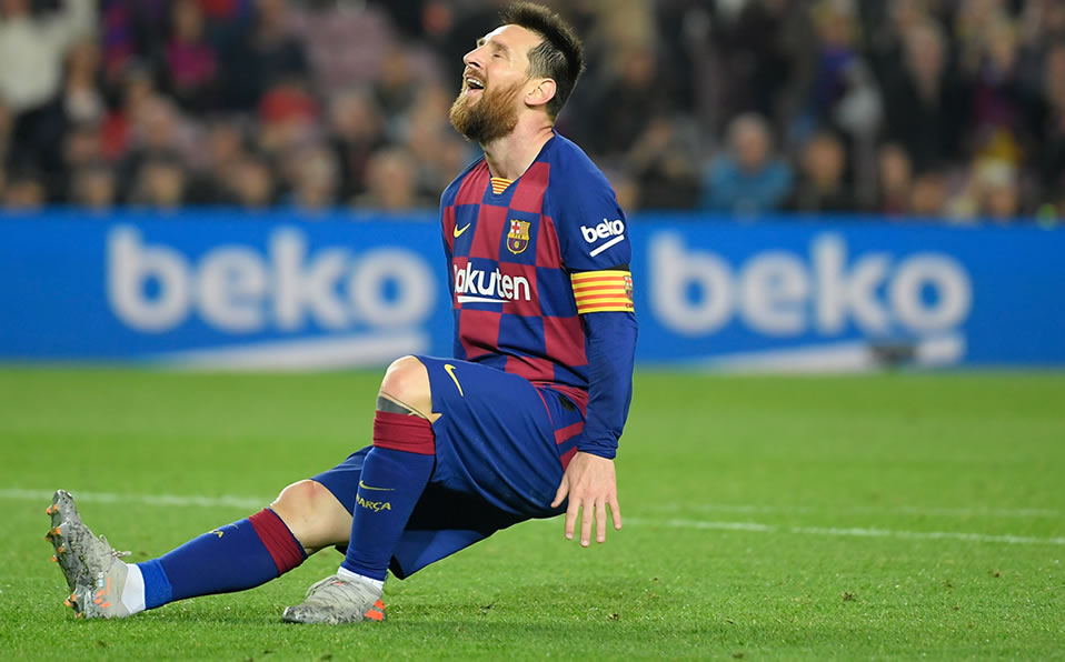 Messi brilla en el Barcelona, pero le cuesta hacerlo con su selección. (AFP)