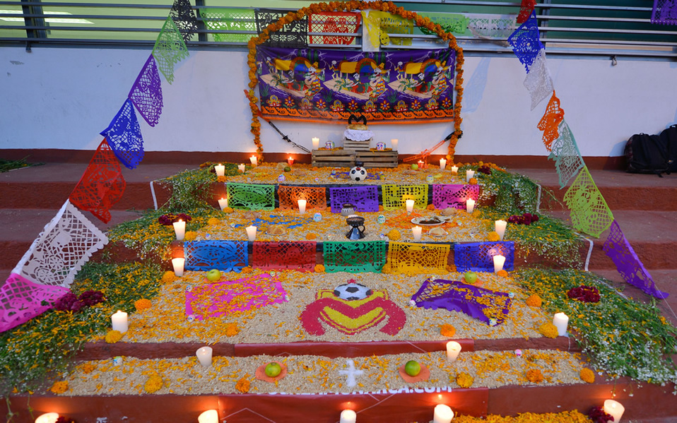 En el estadio se vio un altar por las festividades de Día de Muertos (IMAGO7)