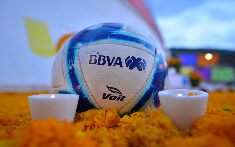 Futbol y tradición, juntos en el Morelos (IMAGO7)
