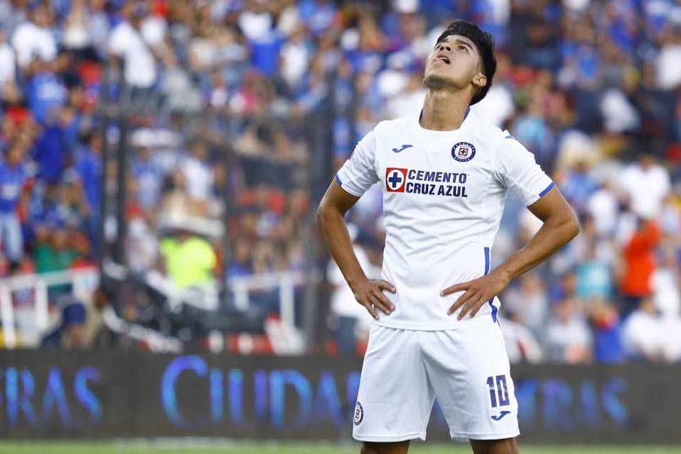 Guillermo “Pol” Fernández | Cruz Azul | Sólo ha disputado 383 minutos en 10 duelos, tres de ellos como titular.