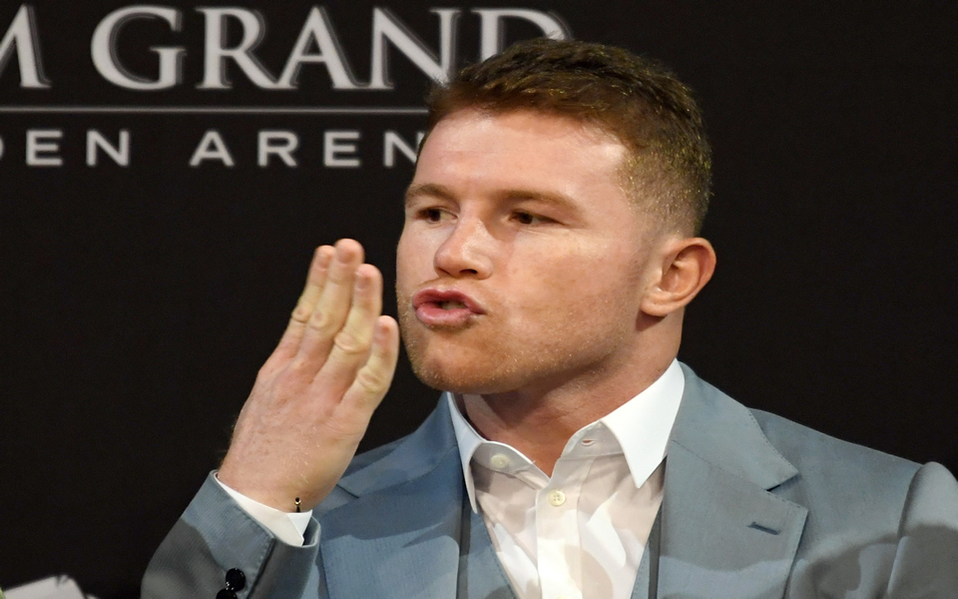 Saúl Álvarez, motivado antes de enfrentar a Kovalev (AFP)