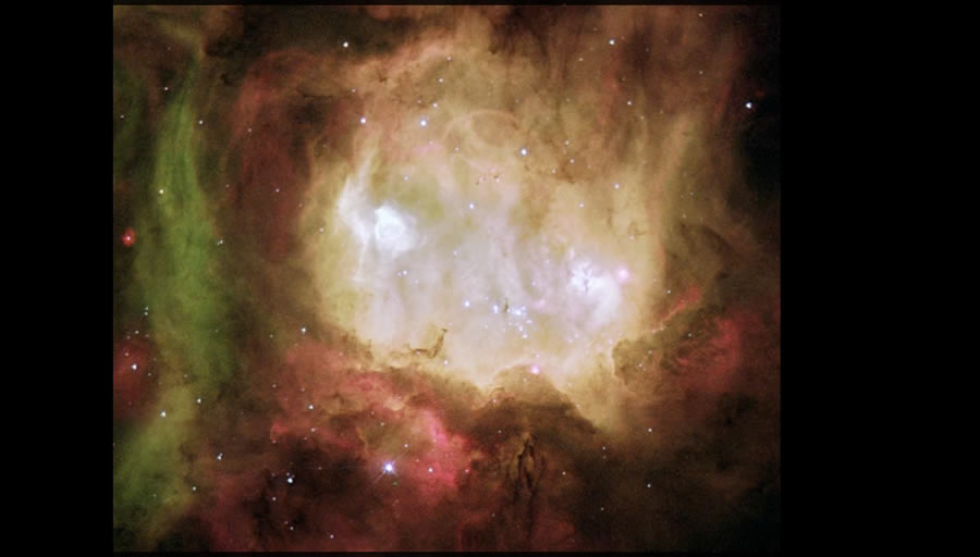 La 'La Nebulosa de la Cabeza Fantasma'. Los dos 'ojos' brillantes de la nebulosa son gotas de hidrógeno y oxígeno que brillan. FOTO: NASA