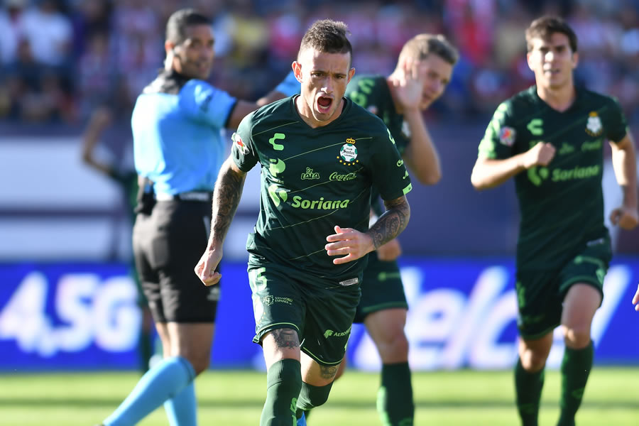 Santos se convirtió en el primer invitado a la Fiesta Grande en este Apertura 2019. FOTO: Mexsport.