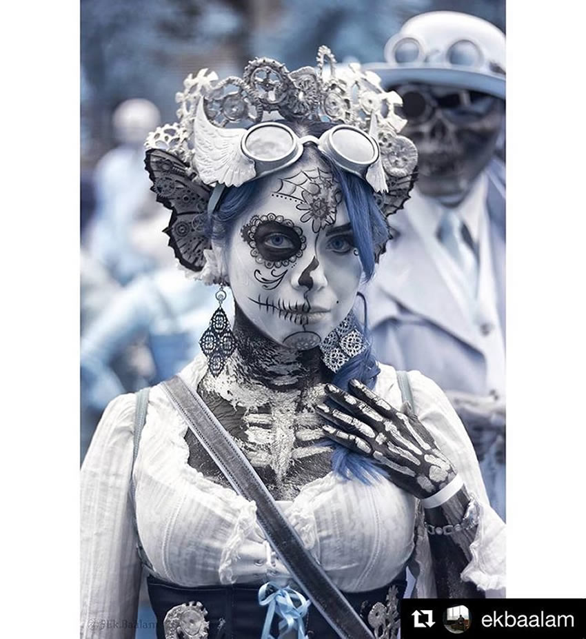 La tradición de las catrinas en Día de Muertos se mantiene. Foto: @lucy_vasquezs