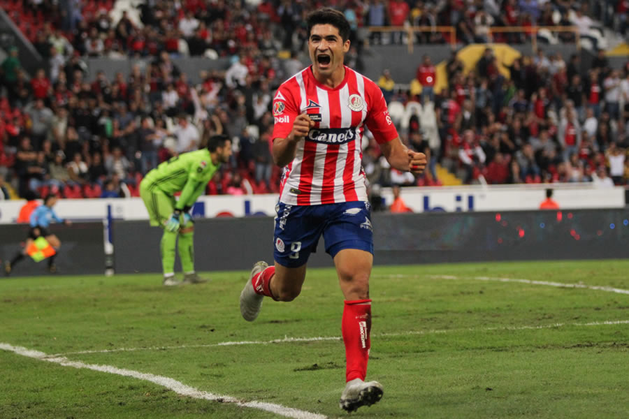Con el triunfo los potosinos se ubicaron en la posición 14 con 17 unidades. FOTO: Imago7.
