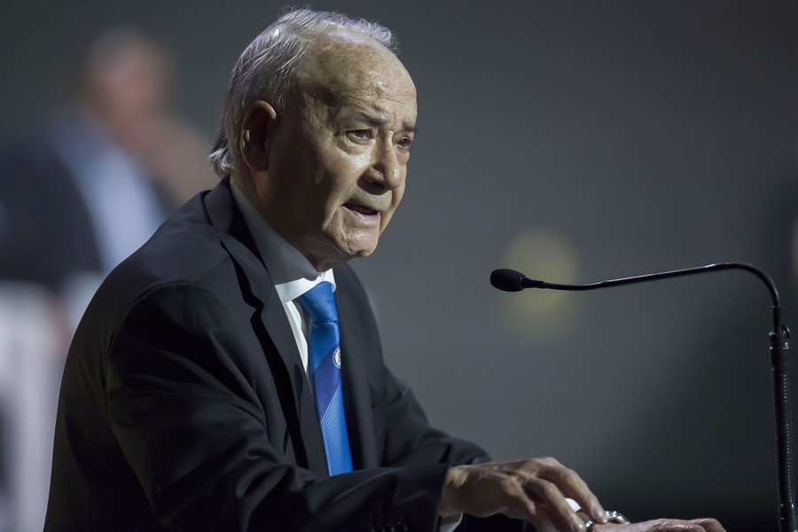 Guillermo Álvarez Cuevas, presidente de Cruz Azul. (Foto: Mexsport9