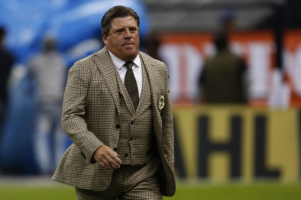 Miguel Herrera se fue expulsado otra vez (FOTO: Imago7)