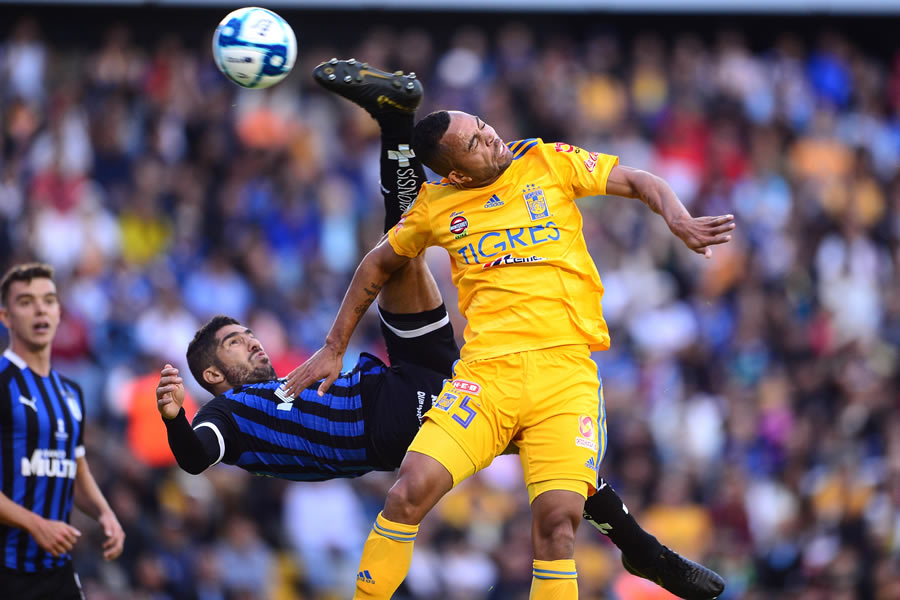 Queretanos y felinos dejaron escapar la oportunidad de asegurar su boleto a la Liguilla esta tarde. FOTO: Mexsport.