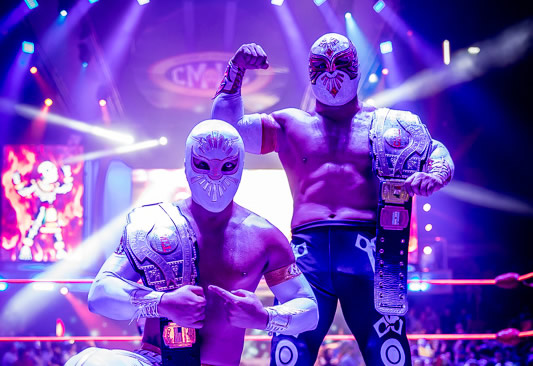 Los luchadores de Plata y Oro se llevaron el cetro. (Foto: CMLL)