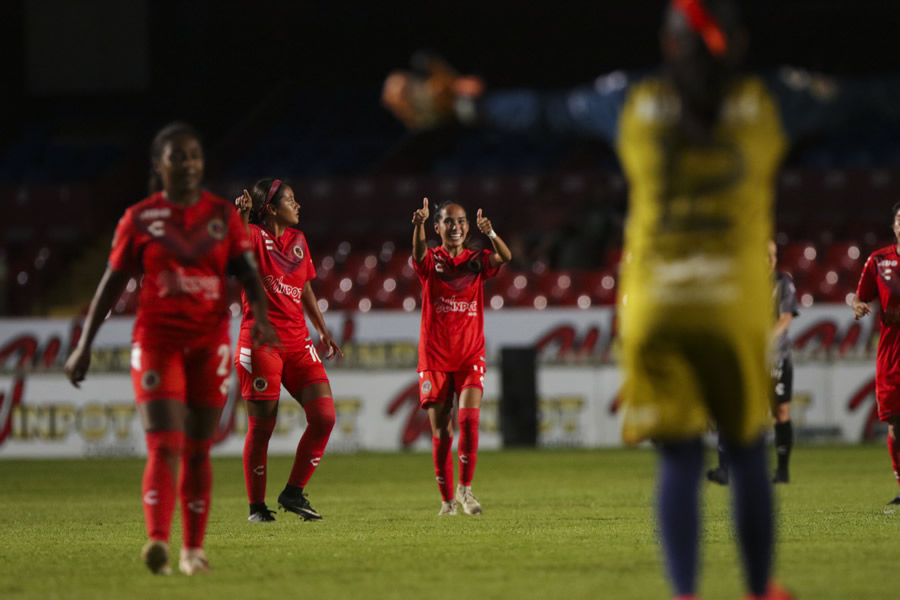 Veracruz hiló dos triunfos en el cierre del torneo. (Foto: Imago 7)