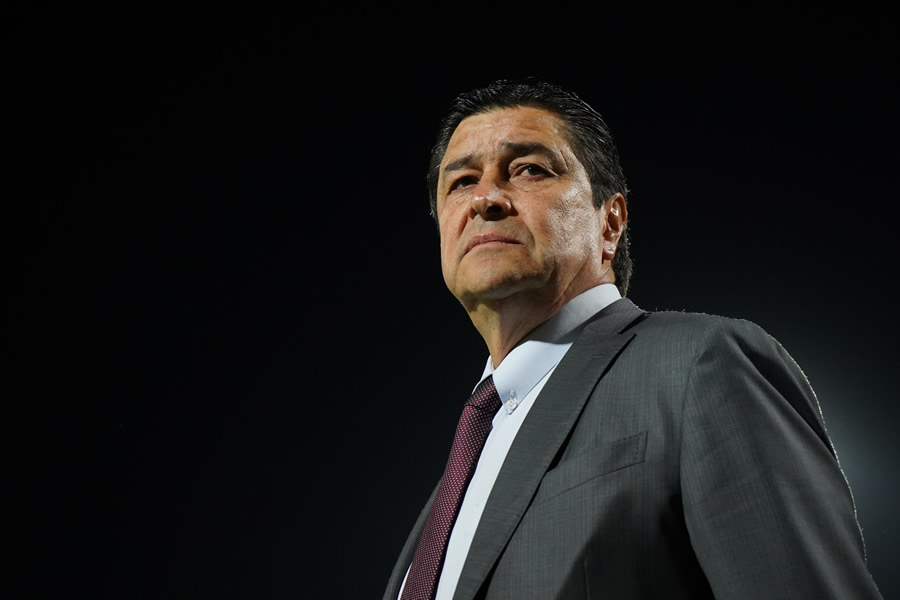 El Flaco Tena se está ganando la confianza de la cúpula rojiblanca. (Foto: Imago 7)