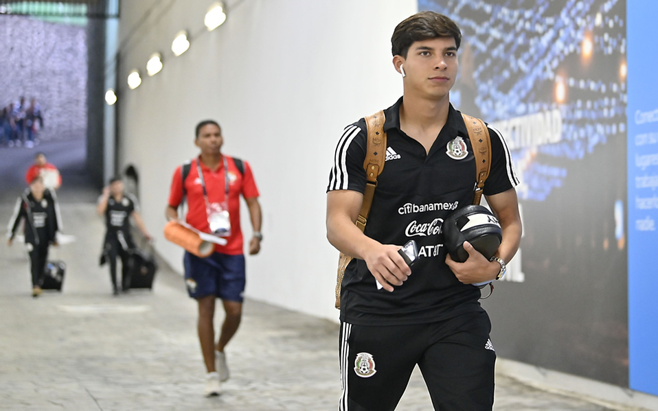 Diego Lainez, con la misión de recobrar su nivel (IMAGO7)
