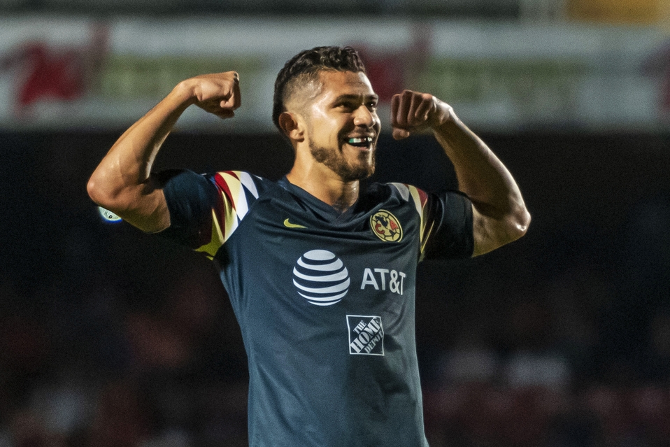 Henry Martín se asentó en el once titular con goles. (Fotos: Mexsport e Imago 7)