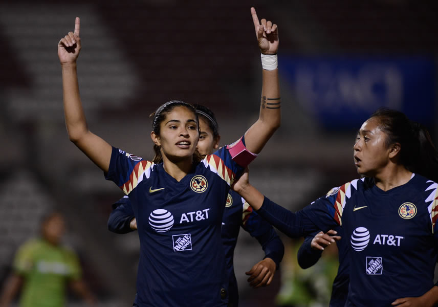 Daniela Espinosa festeja su tanto de hoy ante Juárez. FOTO: Imago7.