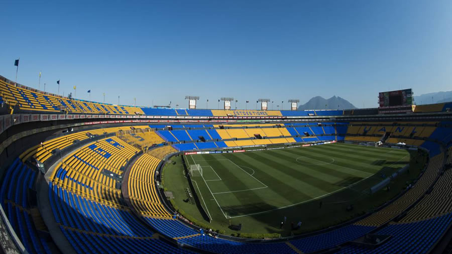 El Estadio Universitario, también fue mundialista, y hoy cuenta con 52 años de existencia. El ambiente que se vive es envidiable.  FOTO: Mexsport