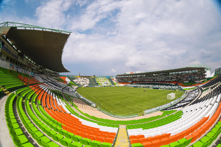El Estadio León tiene 52 años de vida y es uno de los más veteranos, aunque La Fiera ya analiza la posibilidad de construir uno nuevo. FOTO: Mexsport