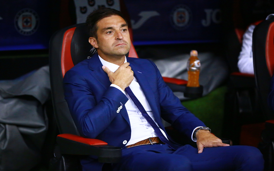 Diego Alonso sustituiría al Chacho en Racing (IMAGO7)